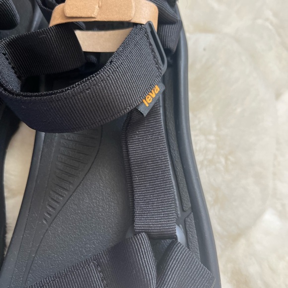 Teva Black Hurricane XLT2 Sandals - Picture 5 of 6